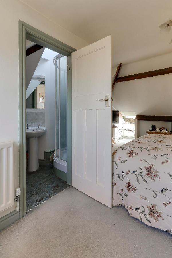 The Yellow House B&B Woodborough  Bagian luar foto